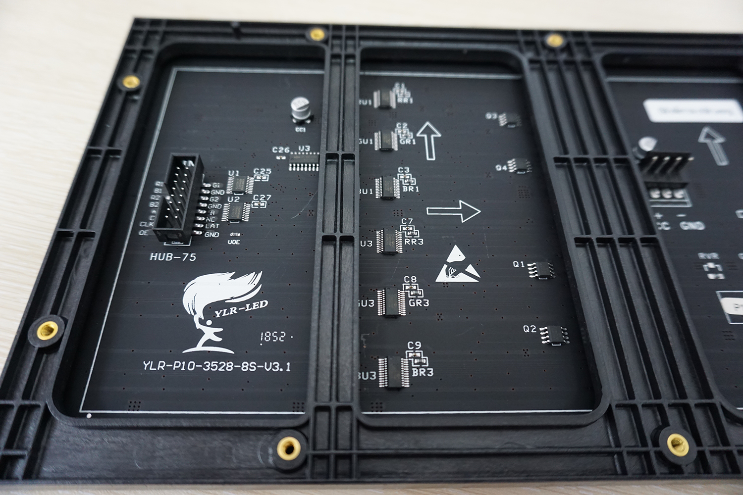 modoule-ma-tran-p10-full-indoor